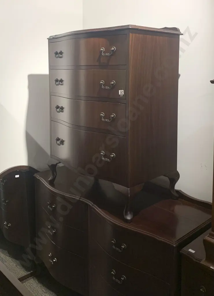 Mahogany Serpentine Three Piece Bedroom Suite Image 1++