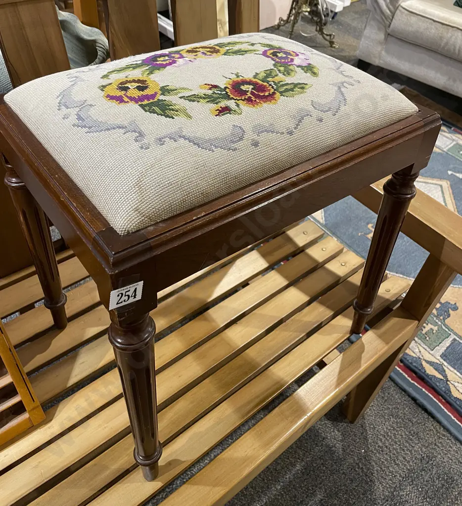 Mahogany Tapestry Top Dressing Stool Image 1++