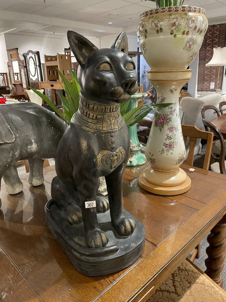 Modern Egyptian Cat Ornament Image 1++