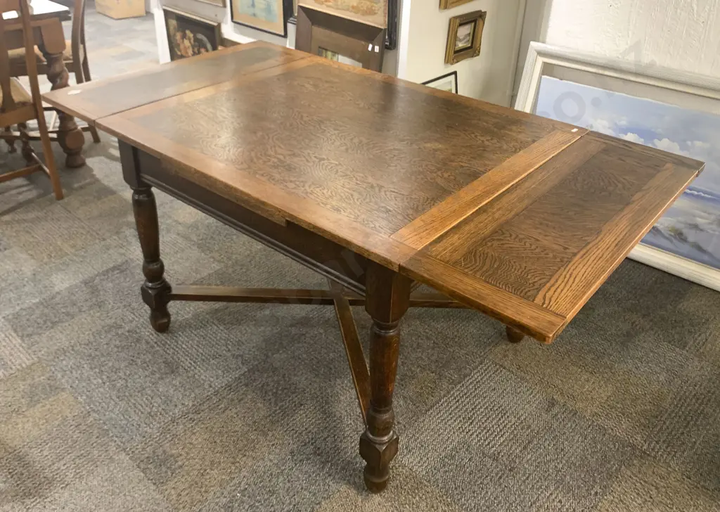 Oak Pull Out Dining Table Image 1++