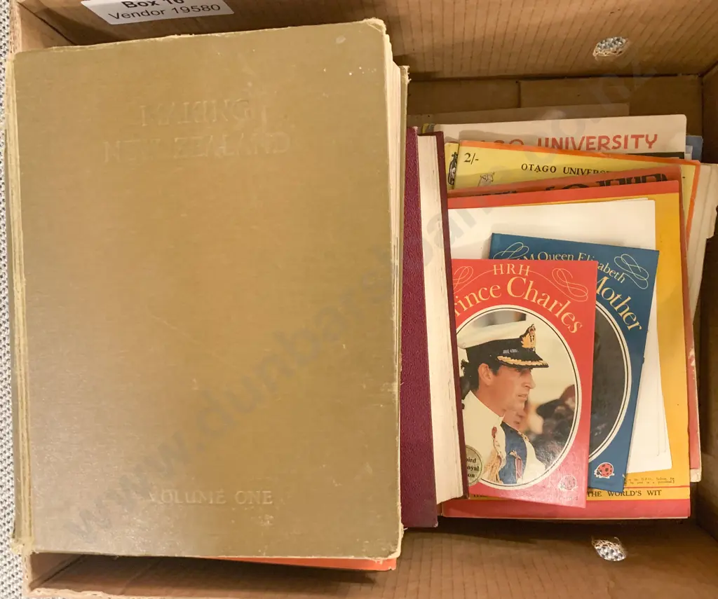 Various Books incl. Punch Image 1++