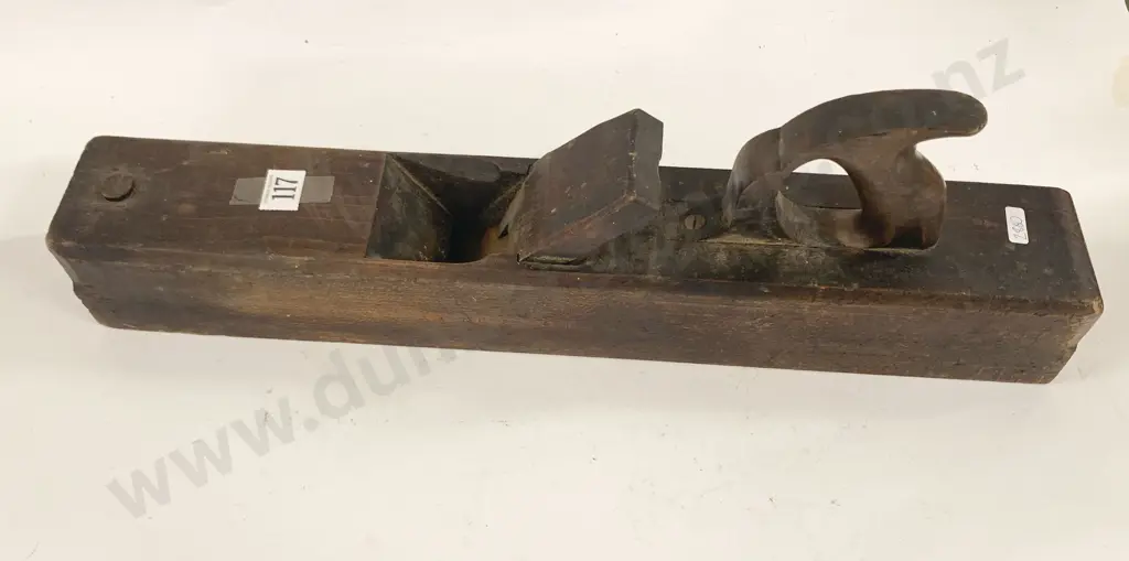 Vintage Smoothing Plane Image 1++