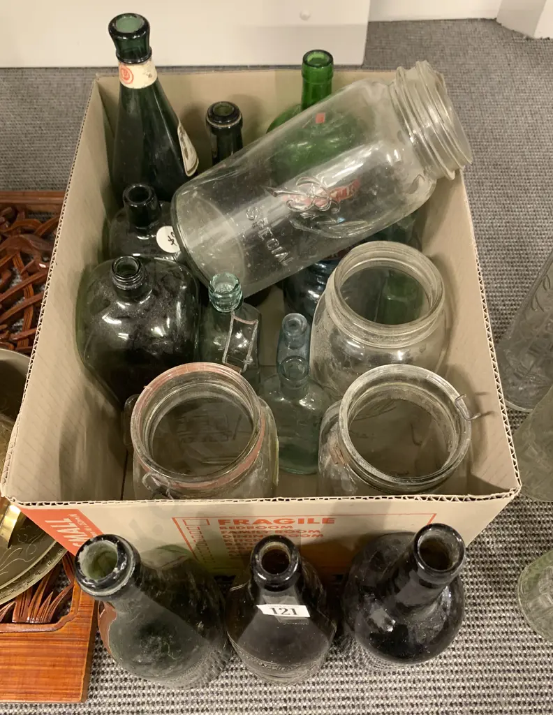 Selection of Colonial Bottles and Jars incl. Tui Beer Image 1++
