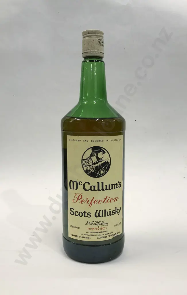 McCallum's Scots Whiskey 1.125L Image 1++