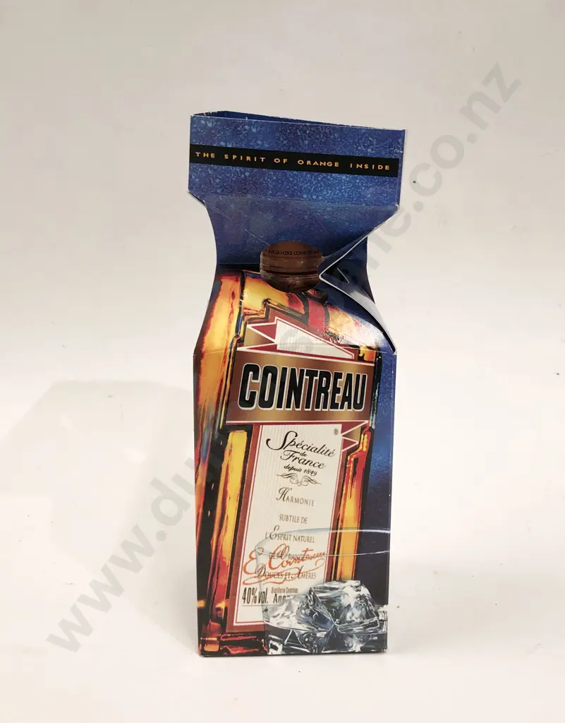 Cointreau 700ml Image 1++