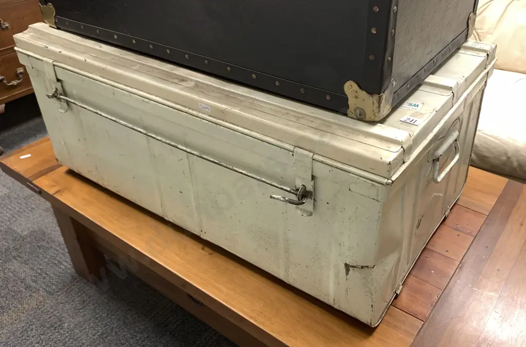 White Painted Tin Trunk Image 1++