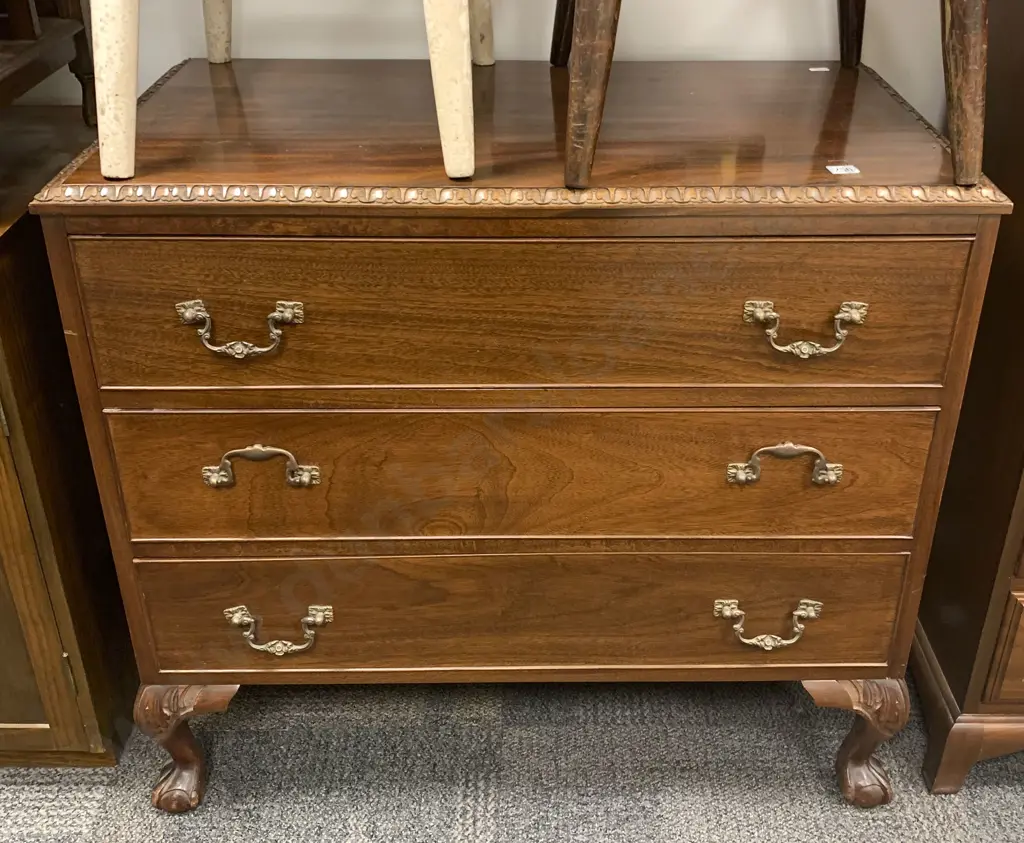 Mahogany Chest of Drawers Image 1++