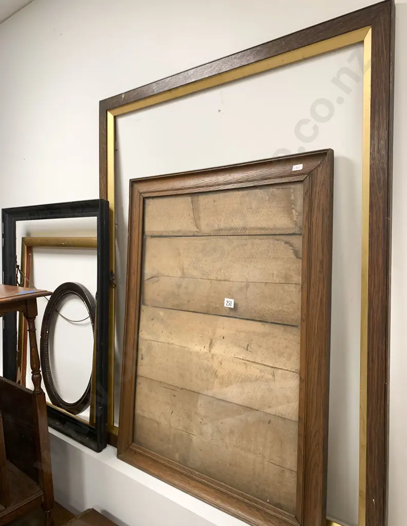 Five Vintage Empty Frames Image 1++