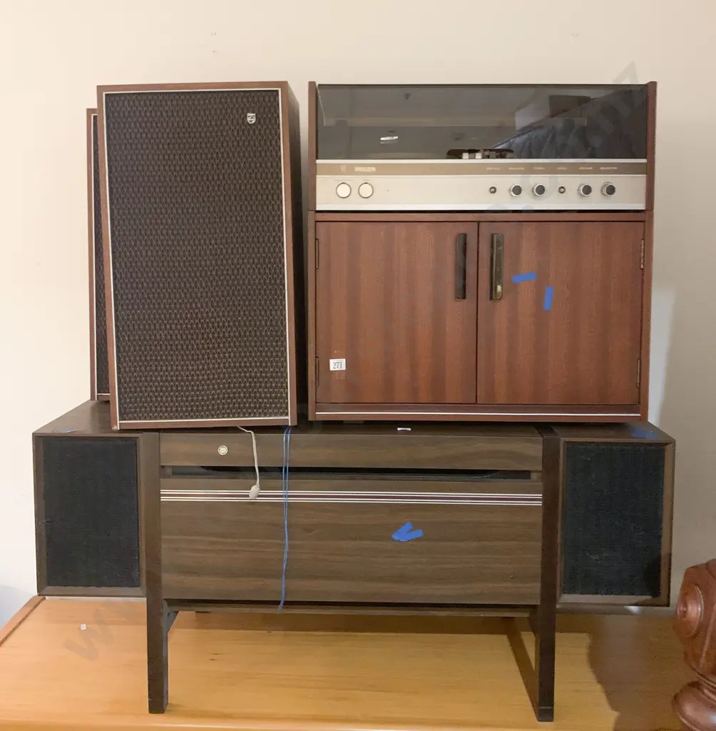Quantity of Various Vintage Stereo and Record Equipment Image 1++