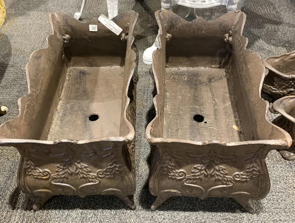 Pair Reproduction Victorian Garden Planters Image 1++