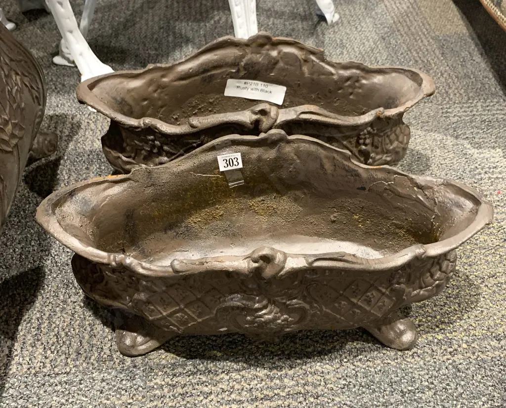 Pair Reproduction Victorian Cast Iron Garden Planters Image 1++