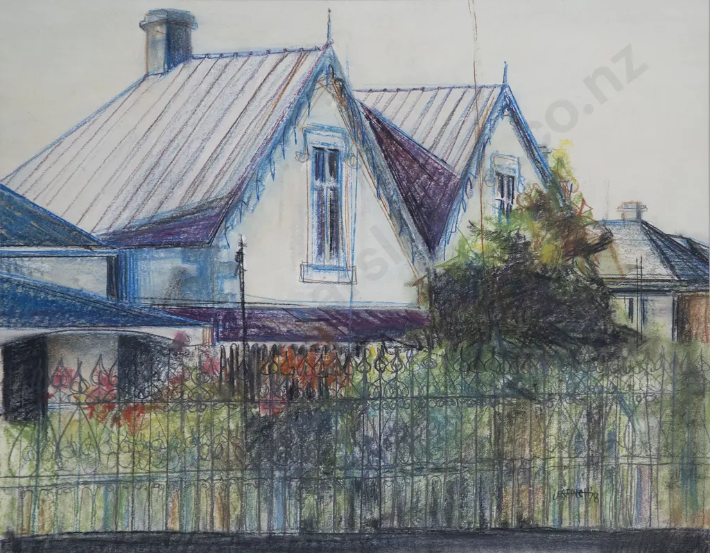 Les Finch - Colonial House Image 1++