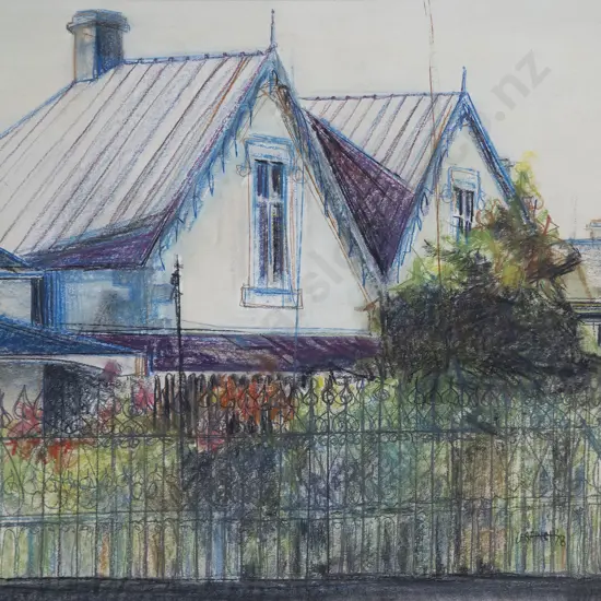 Les Finch - Colonial House