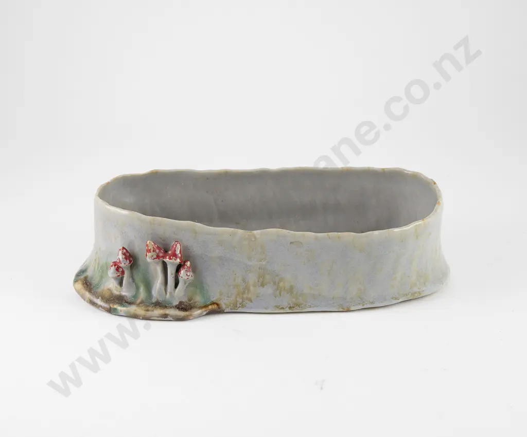 Molle Pottery Trough Image 1++