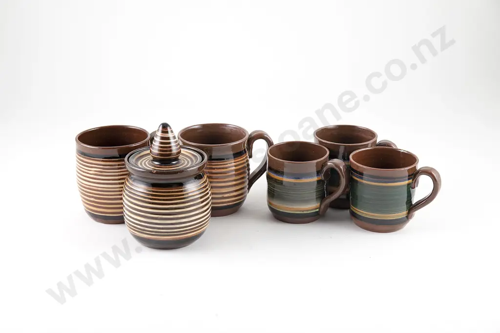 Elizabeth Lissaman Five Various Mugs & Honey Pot Image 1++