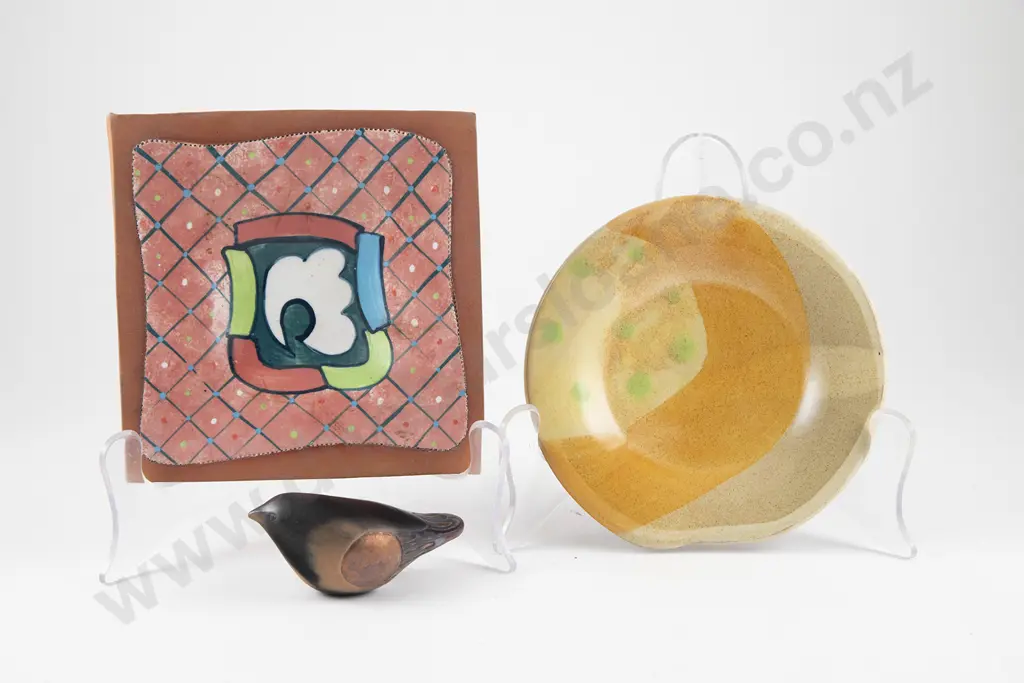 Moyra Elliot Trinket Dish with R Thompson Bird & Steve Fulmer dish (3) Image 1++