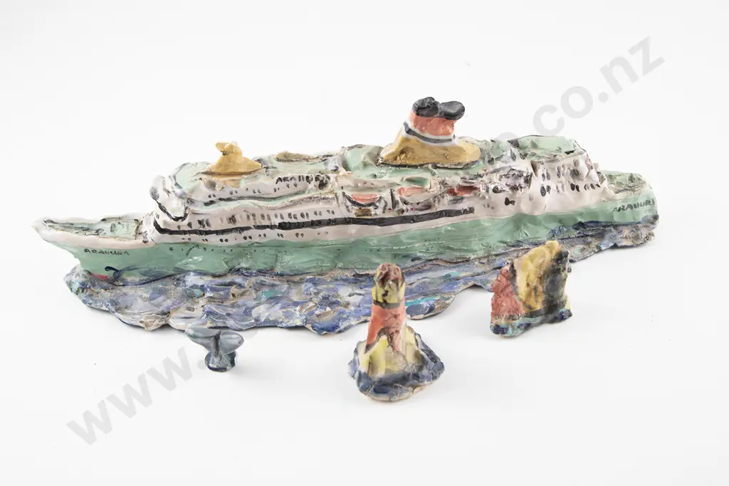 Robert Rapson - NZR Arahura & others (4) Image 1++