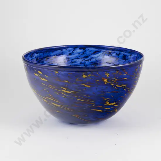 Garry Nash Handblown Glass Bowl