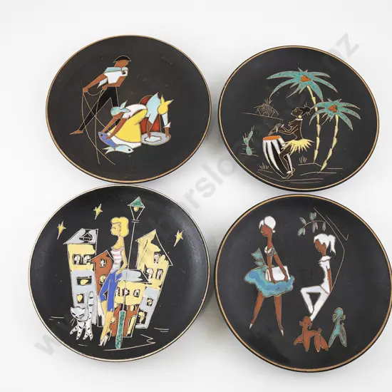 Four Ruscha Pottery plates