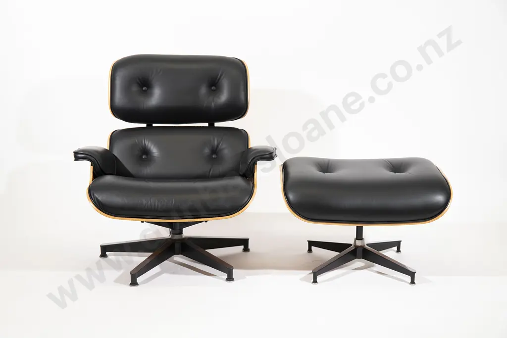 Charles and Ray Eames Lounge chair and ottoman Image 1++