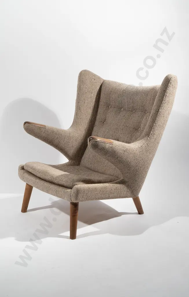 Hans Wegner Papa Bear Chair Image 1++
