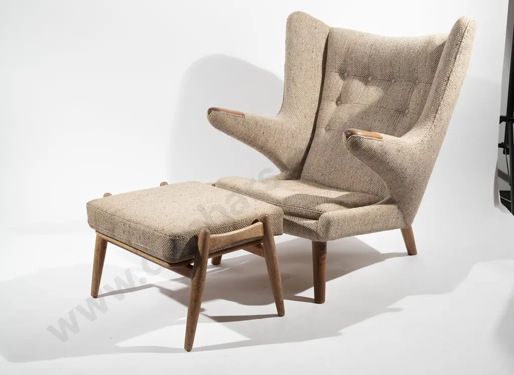 Hans Wegner Papa Bear Chair Image 1++