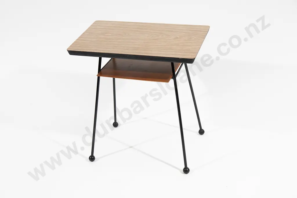 Atomic Side table Image 1++