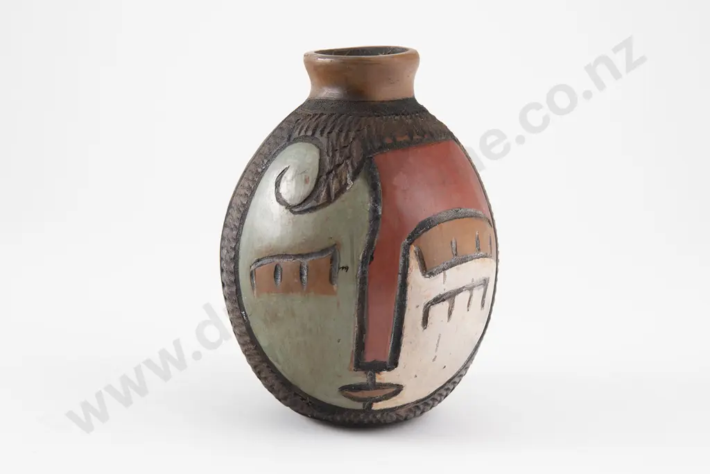 Cesar Alban  Ovoid pottery vase Image 1++