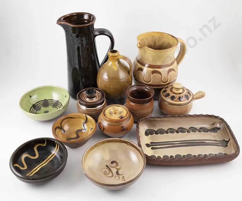 12 Pieces of Winchcombe and St Ives Pottery Image 1++