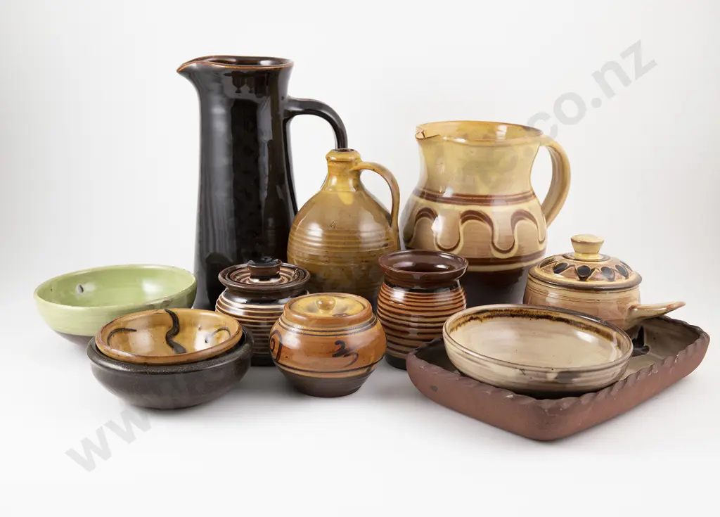 12 Pieces of Winchcombe and St Ives Pottery Image 1++