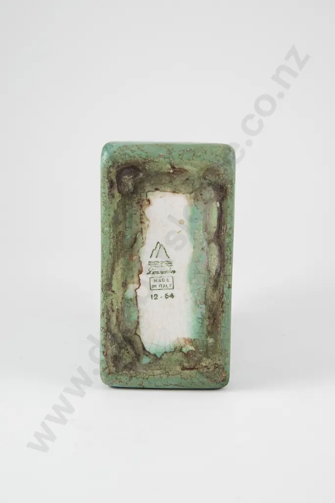 Lavonnia Vase Image 1++