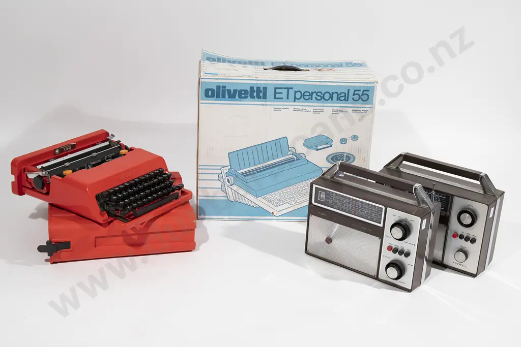 Olivetti Personal 55 Typewriter in original box and a Valentine Typewriter Image 1++