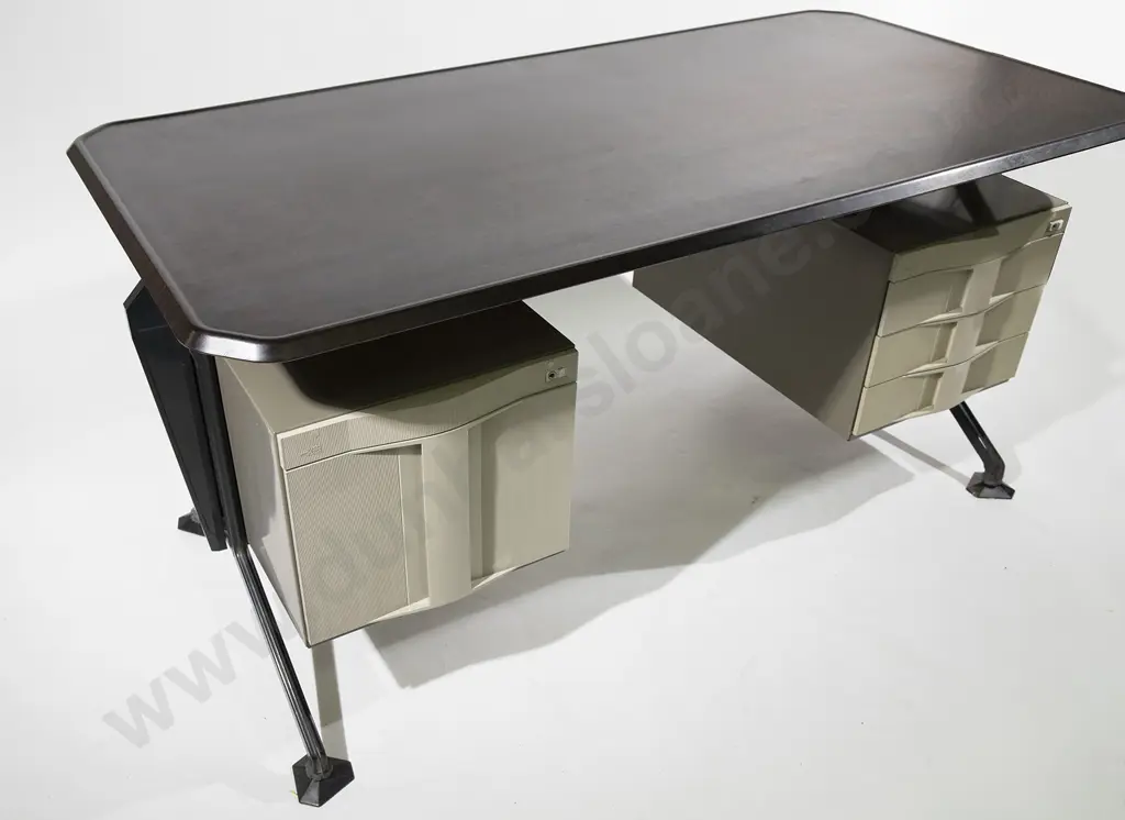 Studio BBPR for Olivetti Synthesis Desk Image 1++