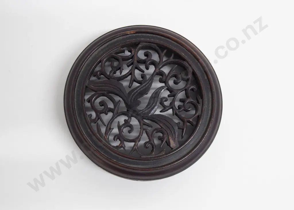 Wooden Antique Ginger Jar Lid Image 1++