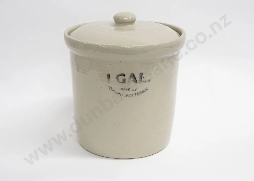 Timaru Crockery Stoneware Lidded Pot Image 1++