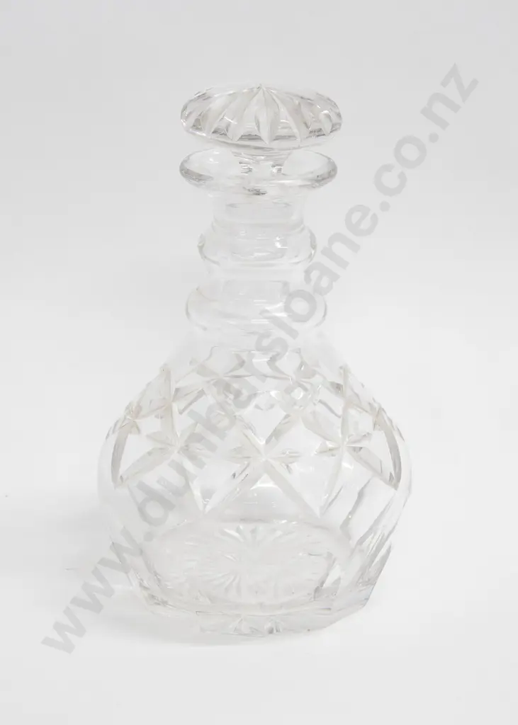 Crystal Decanter Image 1++