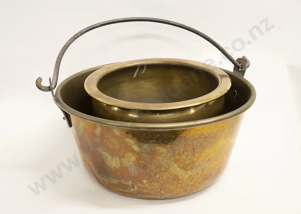 Brass Jam Pan together with Brass Planter Image 1++