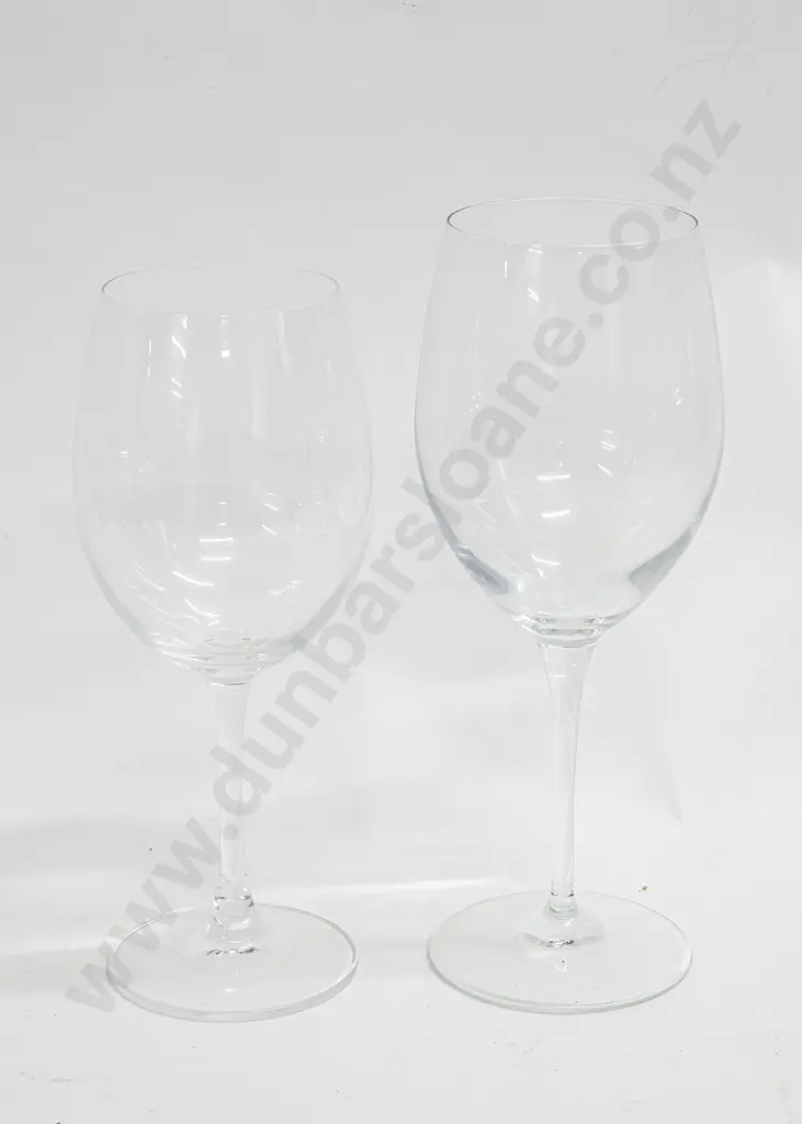 Box of Assorted Wine Glasses Image 1++