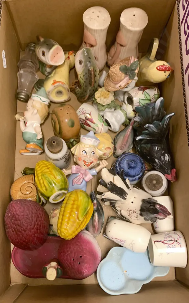 Quantity of Assorted Decorative Sal and Peppers Image 1++