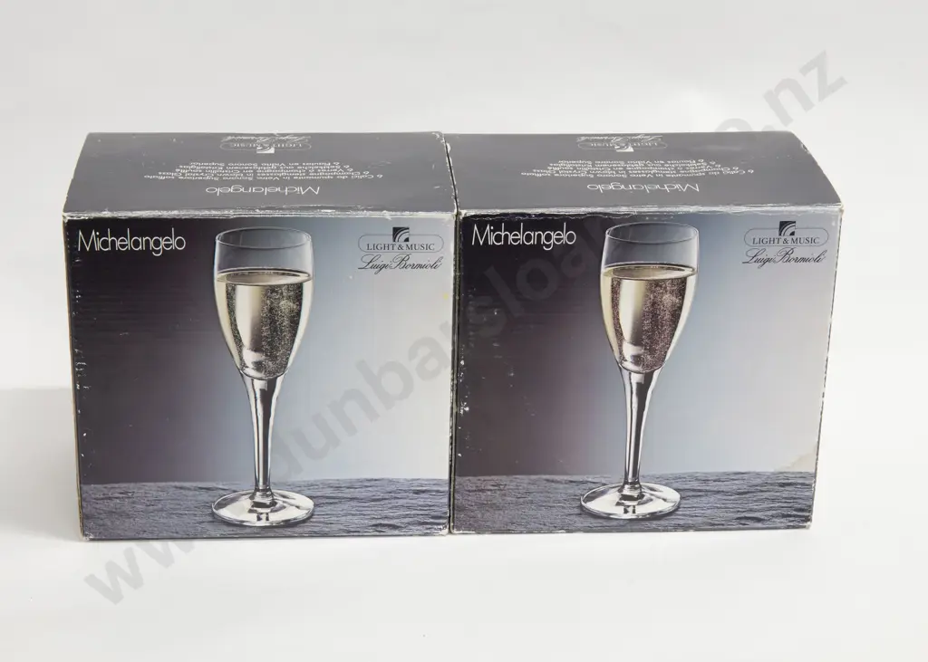 Quantity of Assorted Glassware including Decanters and Boxed Glassware Image 1++