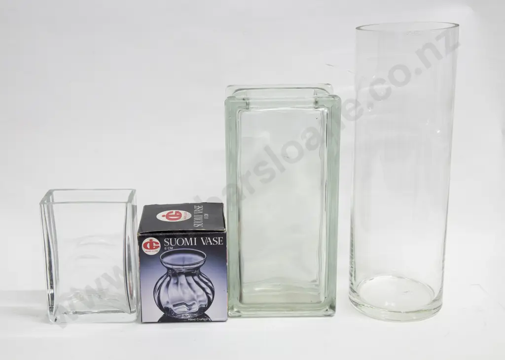 Quantity of Assorted Glass Vases incl. Some As New Image 1++