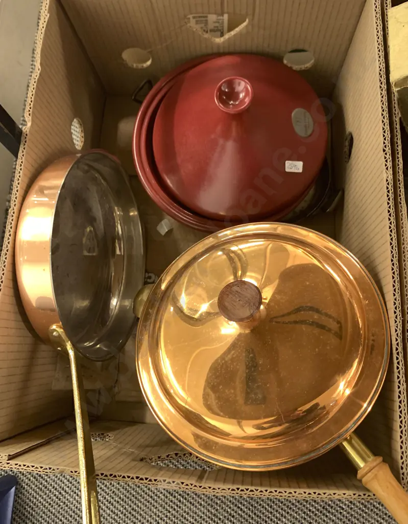 Box of Assorted Kitchenware incl. Copper Skillets etc. Image 1++