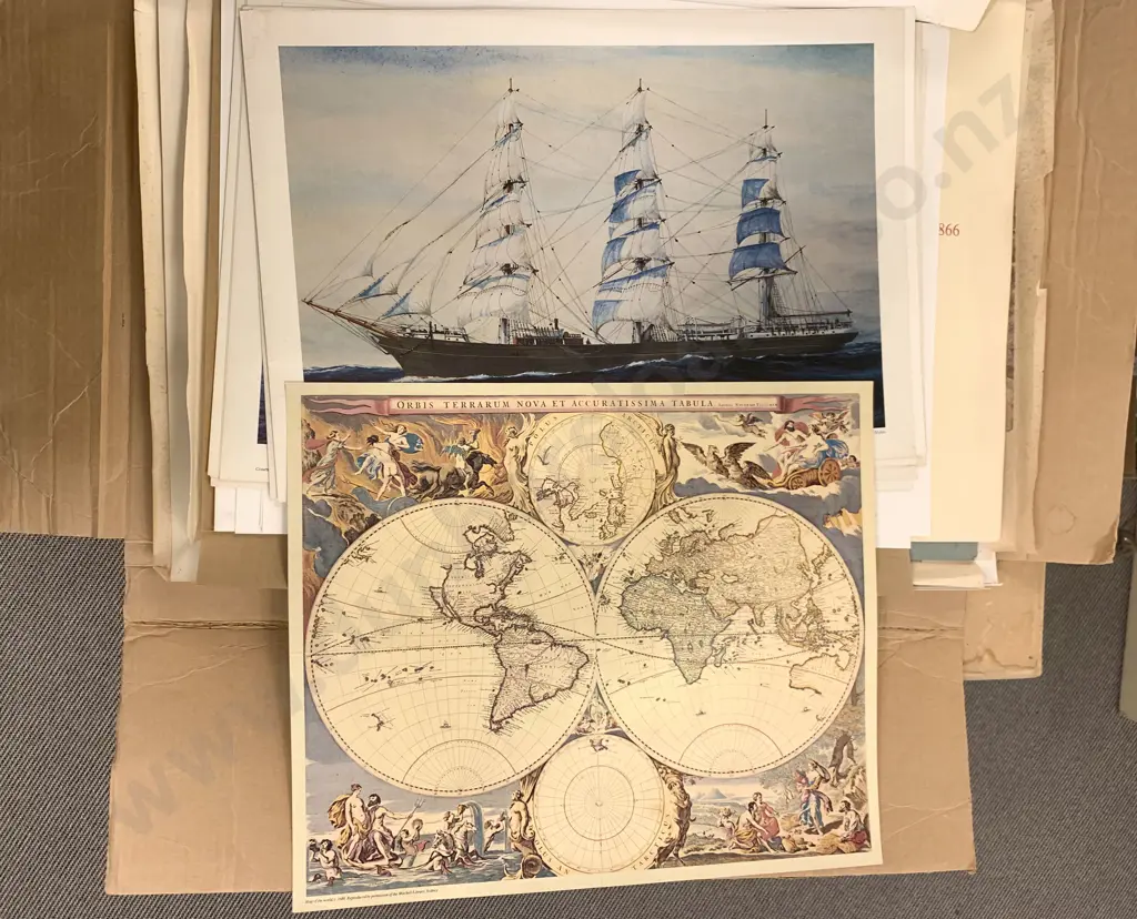 Quantity of NZ and Other Loose Prints Image 1++