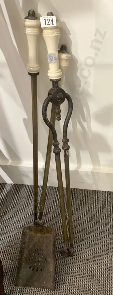 Three Piece Fire Tidy Set with Ceramic Handles Image 1++