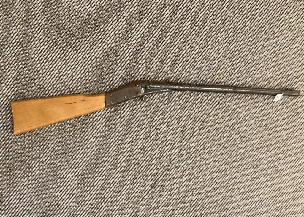 Vintage BB Gun Image 1++