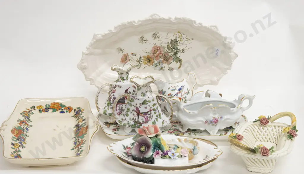 Quantity of Assorted Floral China incl. Aynsley Image 1++