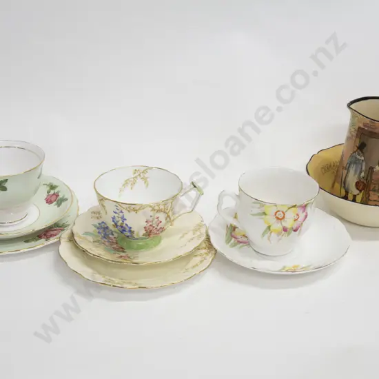 Box of Assorted Fancy Tea China Together With Quantity of RD Series Ware (AF)