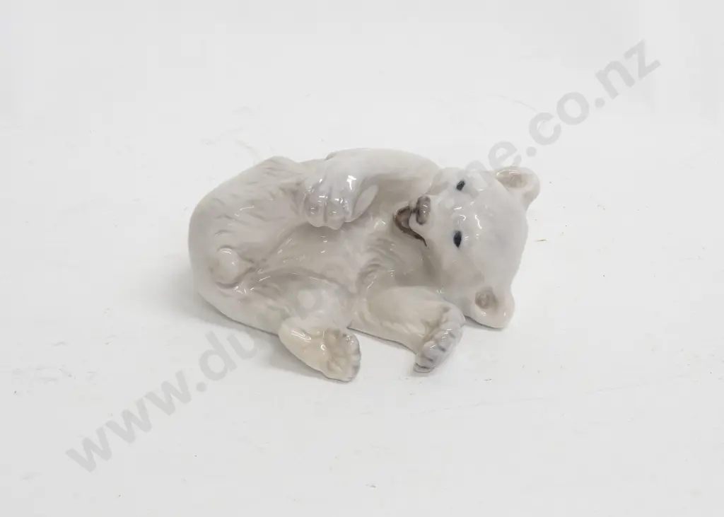 Royal Copenhagen Polar Bear Ornament Image 1++