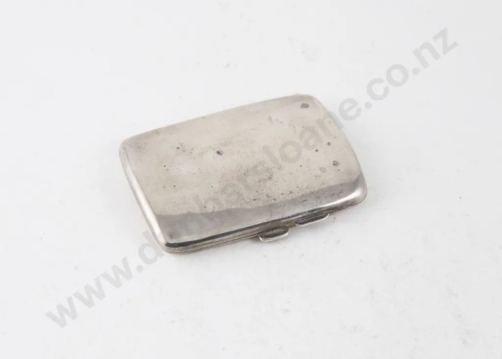 Small S/S Slightly Curved Cigarette Case Image 1++