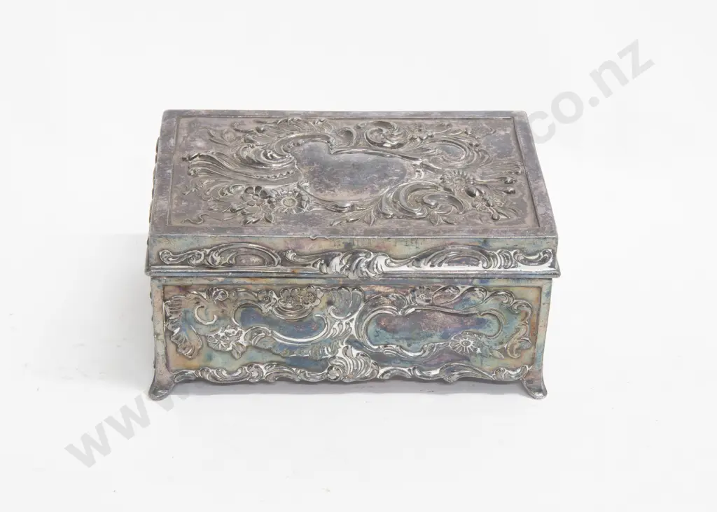 Victorian White Metal Jewellery Box Image 1++